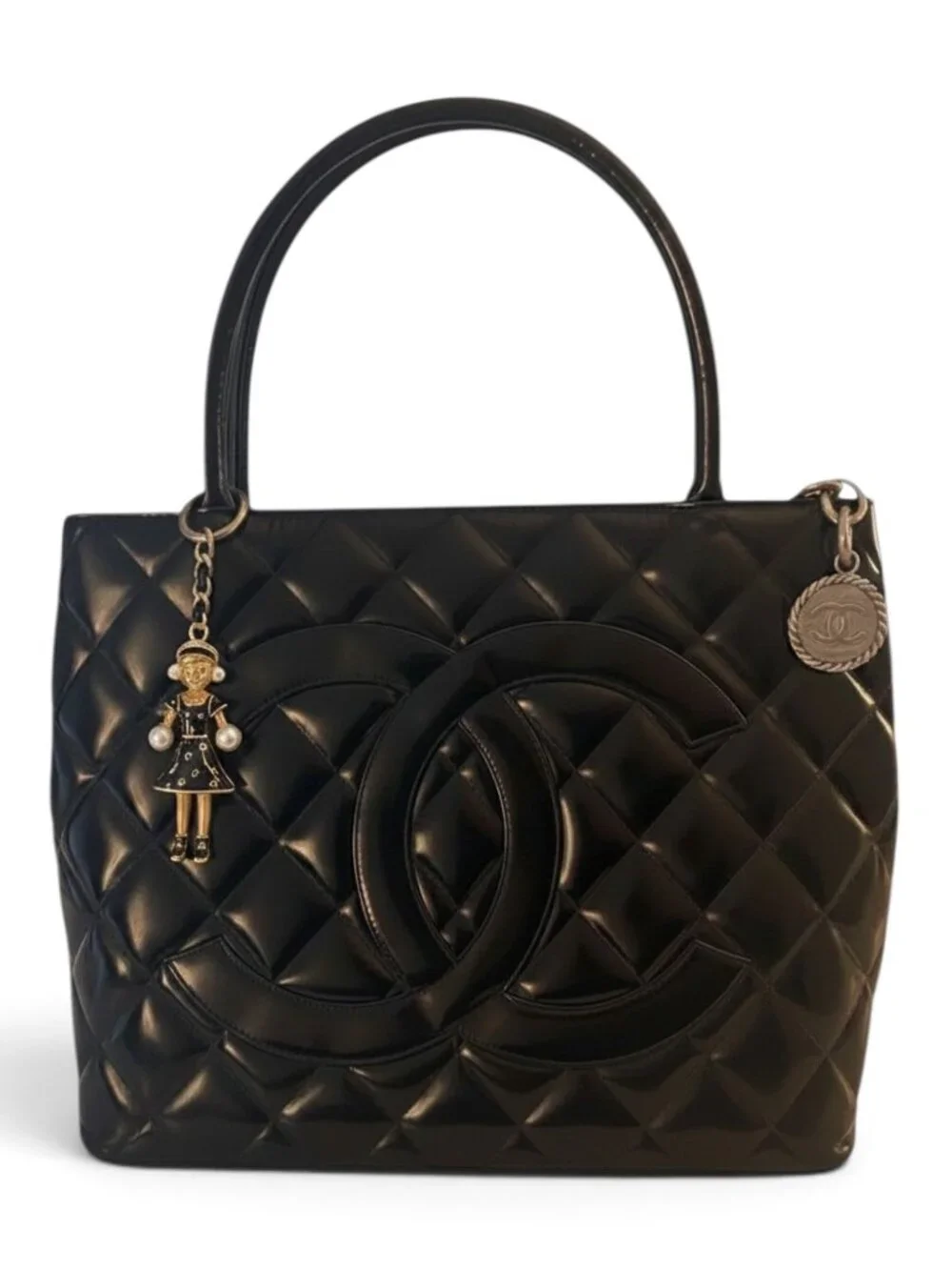 AUTH CHANEL PATENT LEATHER MEDALLION TOTE, Rare Vintage Karl Lagerfeld Classic